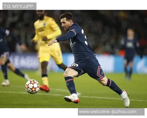 欧冠小组赛激战正酣巴黎领跑五队全胜争夺出线资格